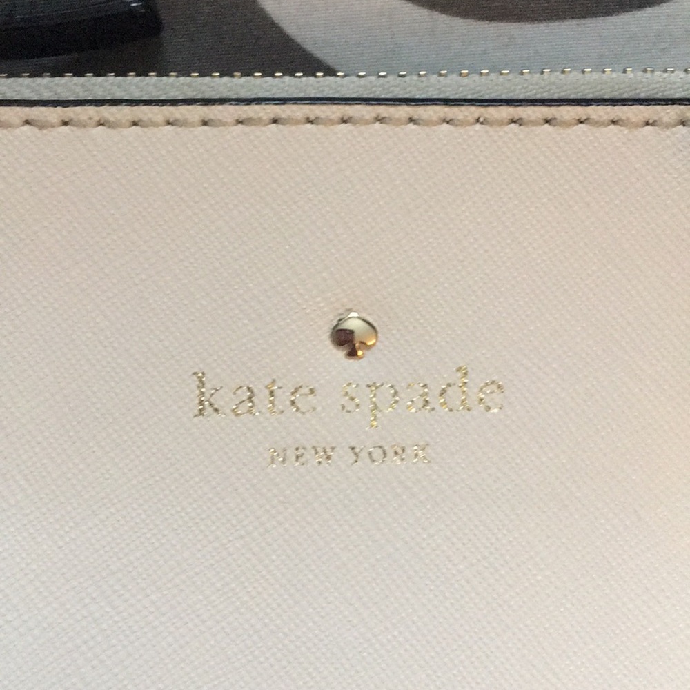 Kate Spade - Picture 2 of 8